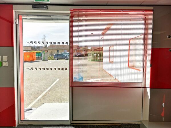 porte automatique coulissante - Entrée Bureau - Châbons 38