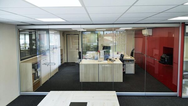 cloison mobile vitrée