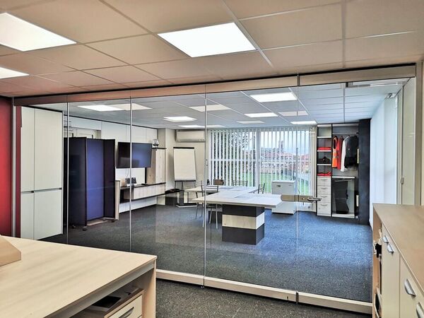 cloison mobile vitrée