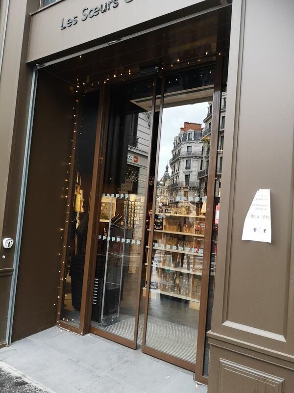 porte automatique coulissante - Entrée Magasin - Rhône 69