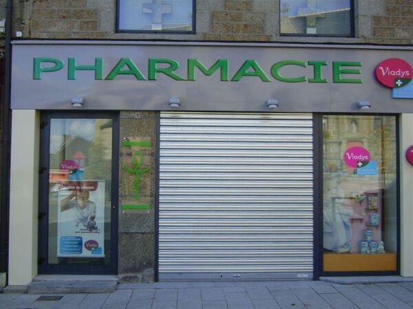 rideau métallique - Ain 01